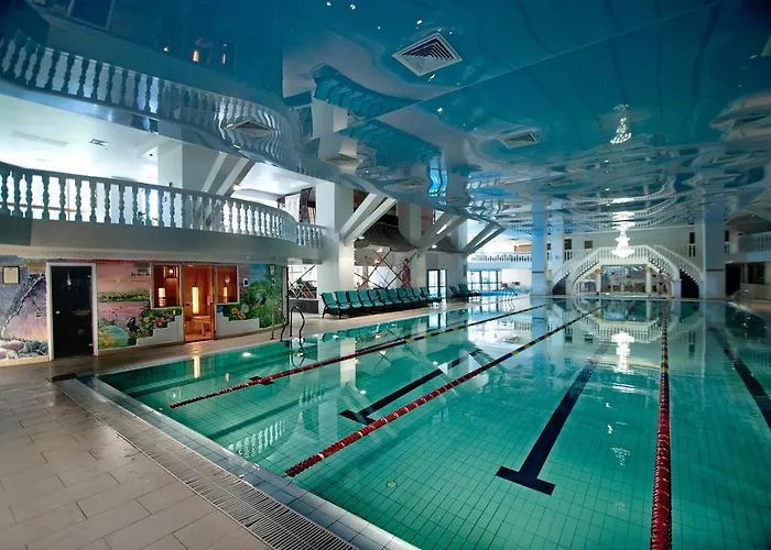 Royal Grand Hotel Трускавець